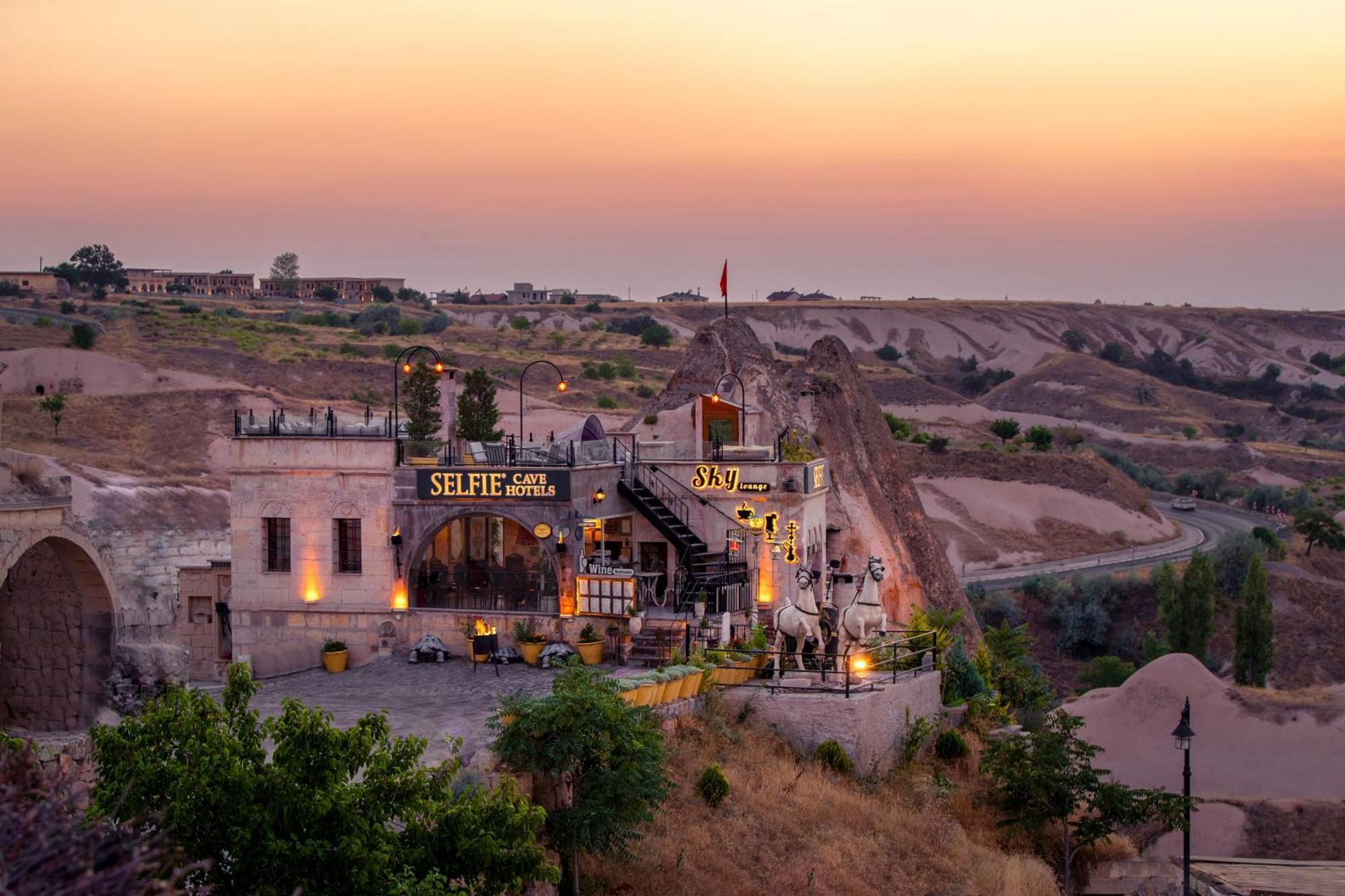 Cappadocia Fairy Chimneys Selfie Cave Hotels - Special Class Üçhisar Exterior foto