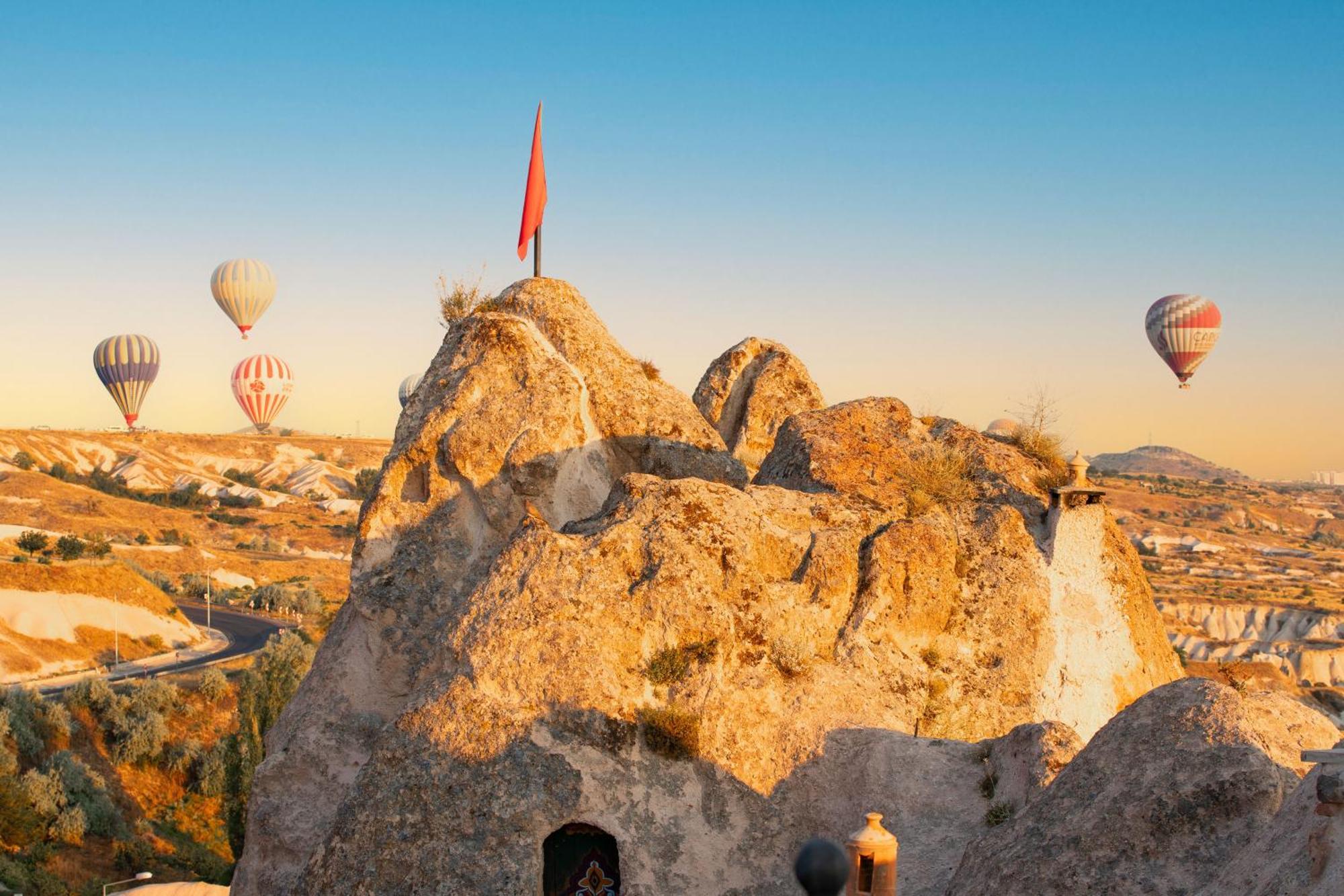 Cappadocia Fairy Chimneys Selfie Cave Hotels - Special Class Üçhisar Exterior foto
